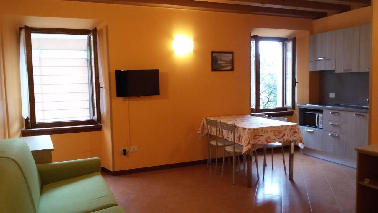 Ariel Appartamenti Limone sul Garda Ngoại thất bức ảnh