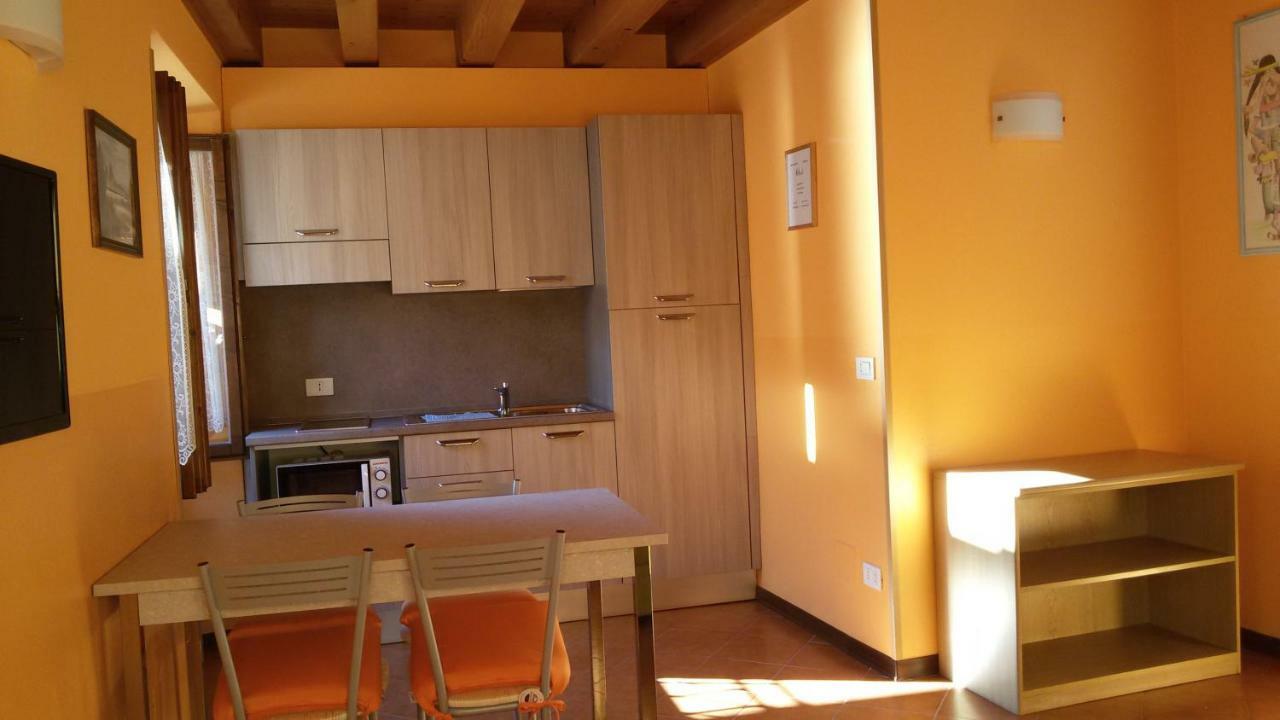 Ariel Appartamenti Limone sul Garda Ngoại thất bức ảnh