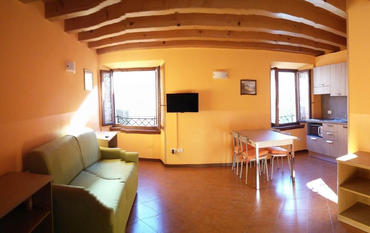 Ariel Appartamenti Limone sul Garda Ngoại thất bức ảnh